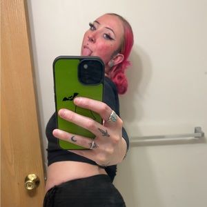 Meet your Posher, Luna